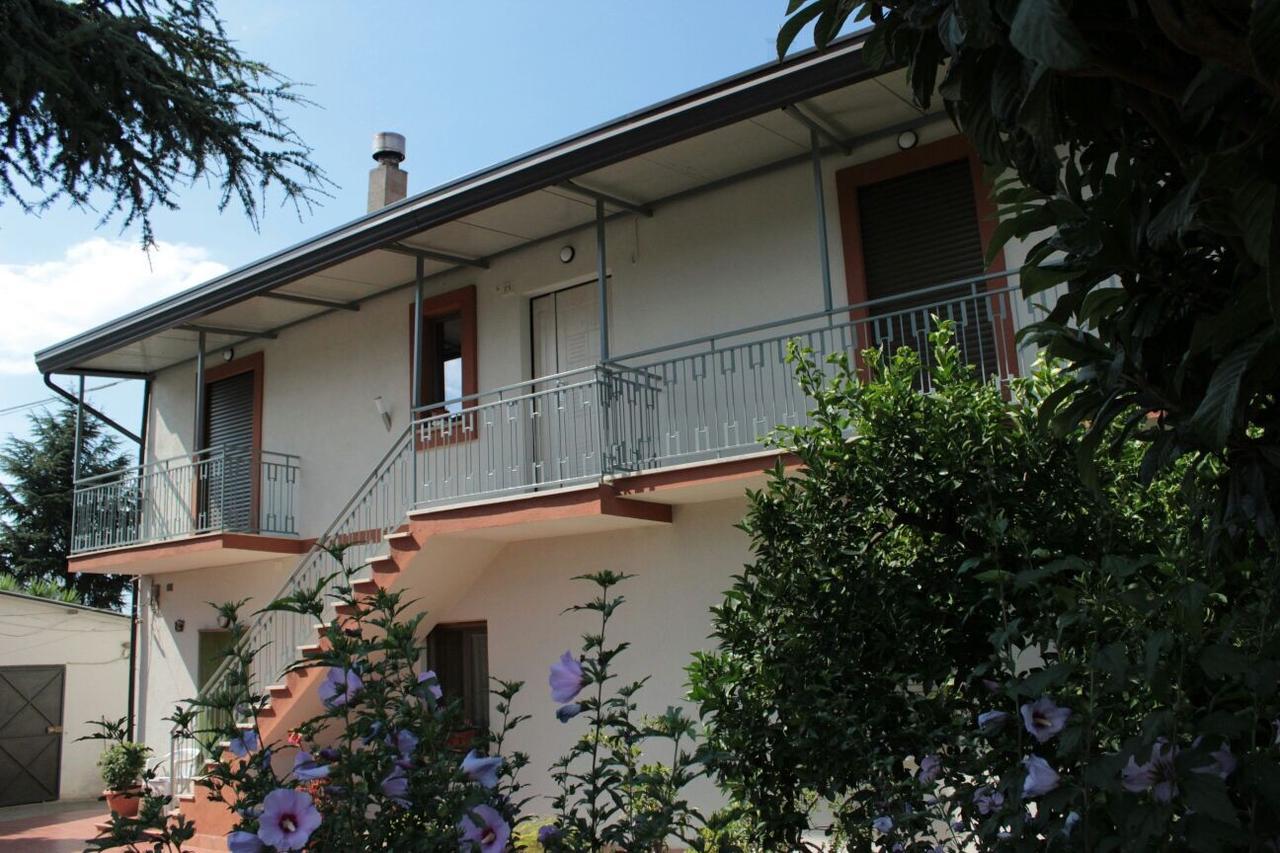 科里利亚诺·卡拉布罗Profumo Di Zagara住宿加早餐旅馆 外观 照片